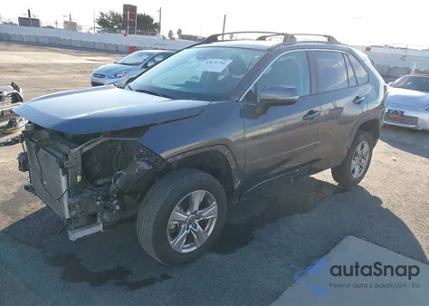 2023 Toyota Rav4 Xle z USA, uszkodzony, nr VIN 2T3W1RFV3PW247789